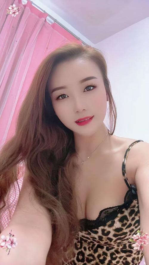 北京青年路妃儿可舌吻,美脚丝足大波