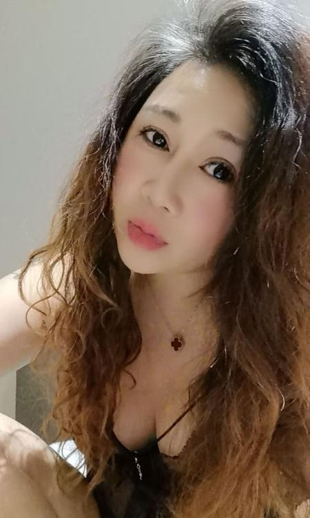 静安区莞式服务熟女姐姐