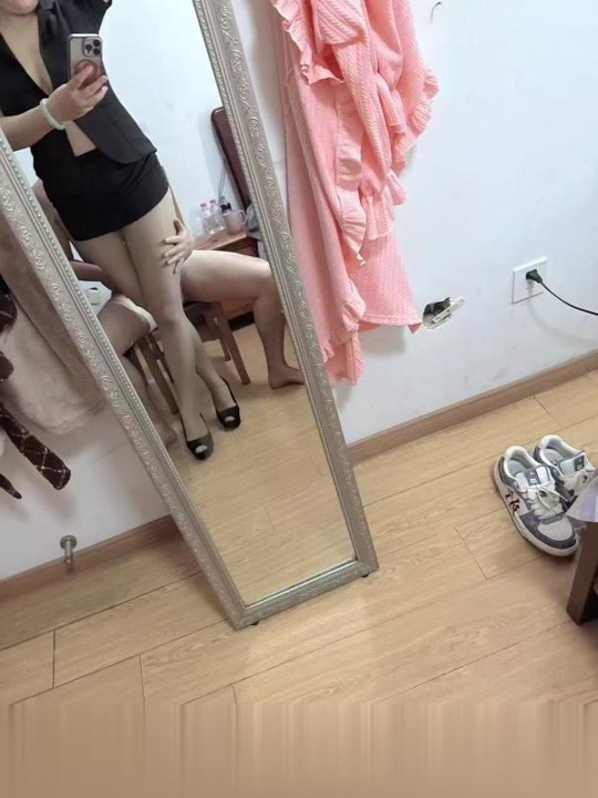 安徽-合肥双飞爆乳熟女花