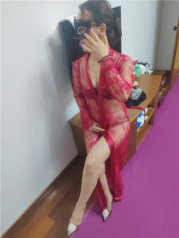 无锡骚劲熟女泄火熟女情趣服装丝袜很多