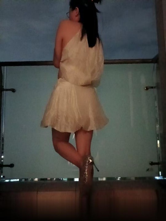 上海风情万种小骚妇