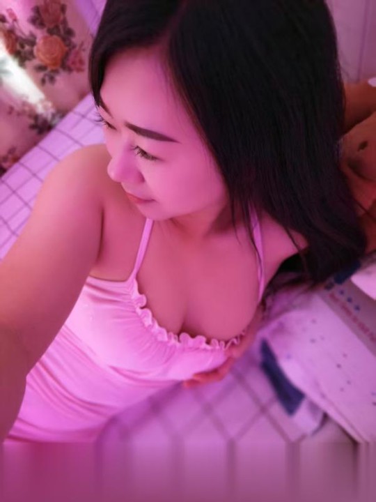 江苏南京小骚珍珍美艳小少妇,丰润热辣