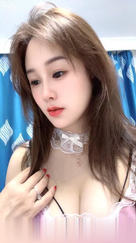 哈尔滨绝美小少妇.胸推 制服