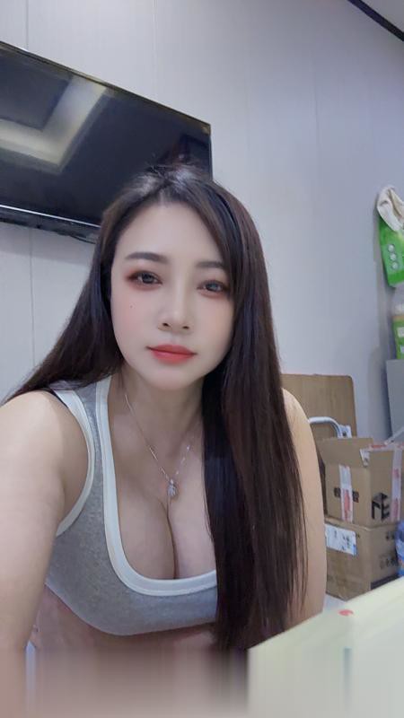 广州白云美臀美少妇