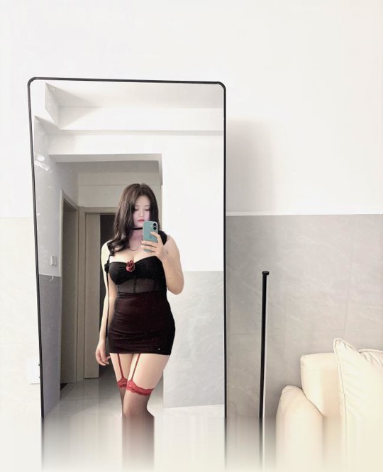 浙江-杭州上城小妖..性瘾患者,天然的大胸