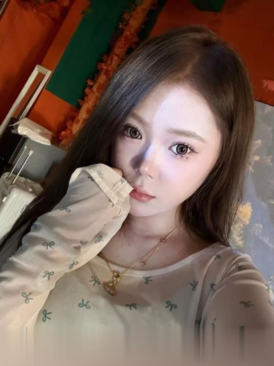 上海性感年轻小骚货